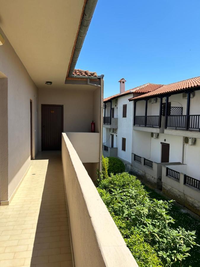 Christopher Apartments アフィトス エクステリア 写真