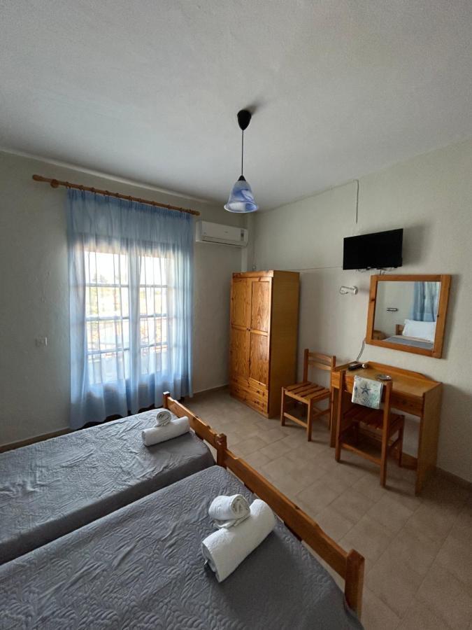Christopher Apartments アフィトス エクステリア 写真